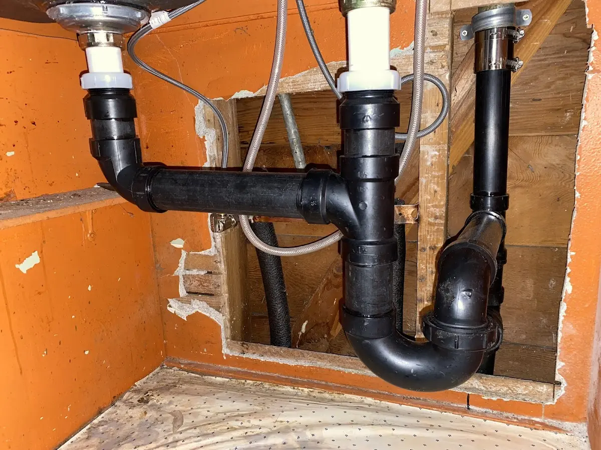 Professional Plumbing Inspection equipment and tools on the job in Frankenlust
